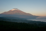 富士山と山中湖（パノラマ台）