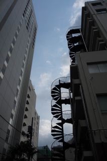 東京慈恵会医科大学 外来C棟の非常階段