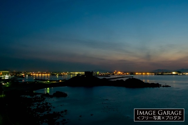 八戸市水産化学館マリエントから見た八戸の夜景のフリー写真素材（無料）