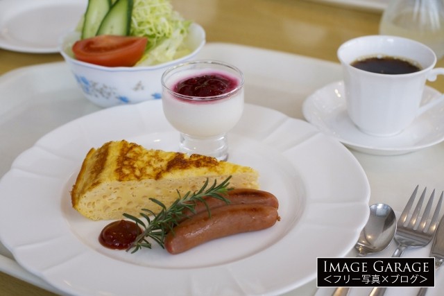 清里のペンションの朝食イメージのフリー写真素材（無料）