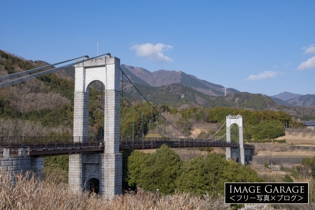 秦野戸川公園の風の吊り橋のフリー画像（無料写真素材）