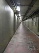川崎港海底トンネルの歩道（人道）