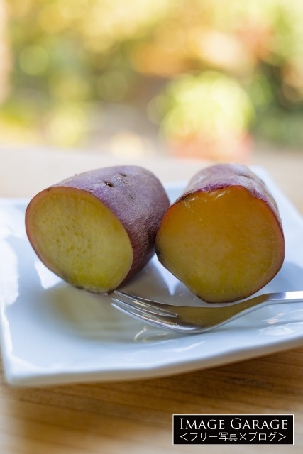 素朴で美味しいふかし芋のフリー画像（無料写真素材）