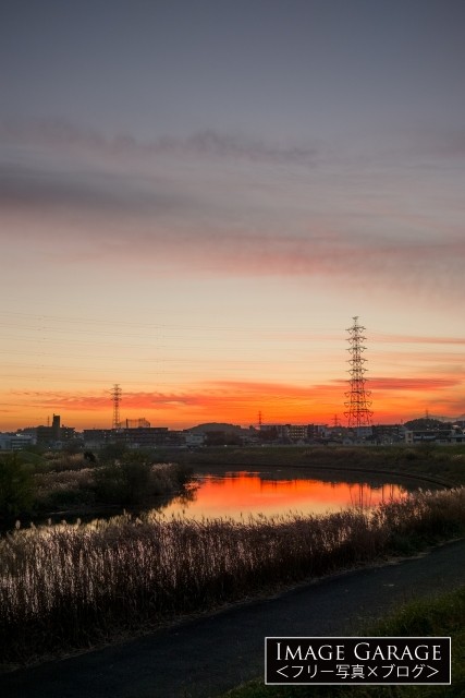 夕焼けの鶴見川（綱島付近）のフリー画像（無料写真素材）