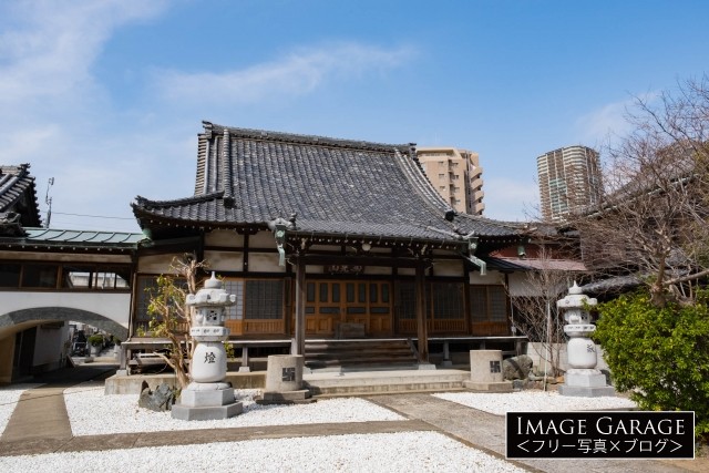 武蔵小杉駅すぐの所にある東福寺のフリー写真素材