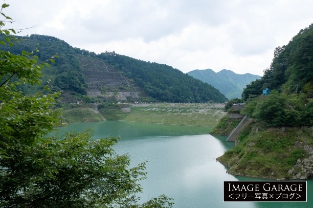 有間ダムと名栗湖のフリー写真素材（無料画像）