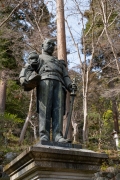 秩父御嶽神社の東郷元帥像