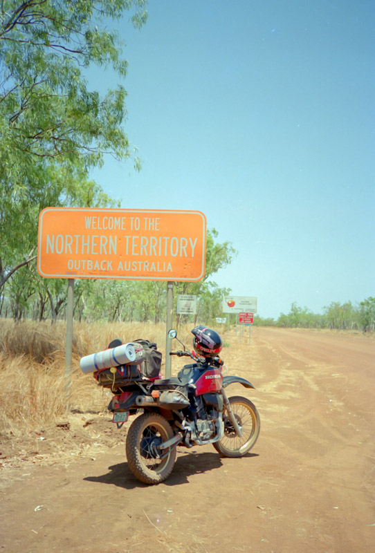 オーストラリア・ノーザンテリトリーの道