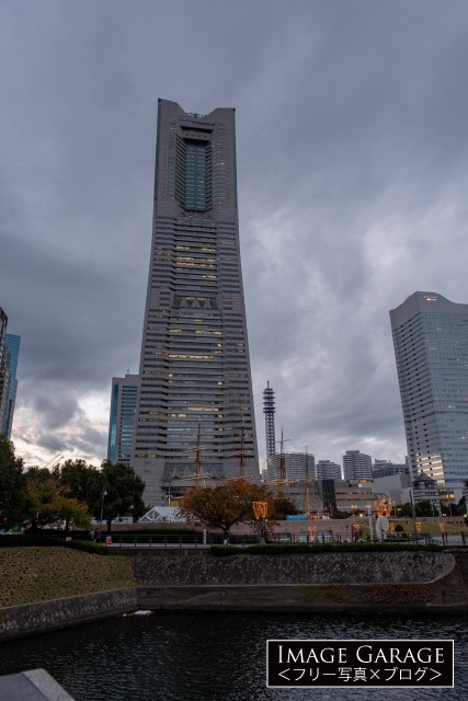 横浜ランドマークタワーのフリー写真素材（無料画像）