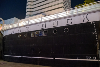 横浜船渠第二号船渠・No2 Dockの壁
