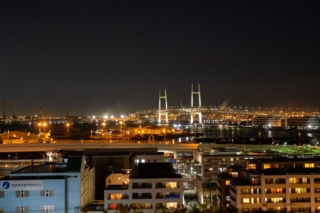 港の見える丘公園から眺める横浜ベイブリッジ（夜景）
