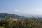 富士川サービスエリアから望む富士山